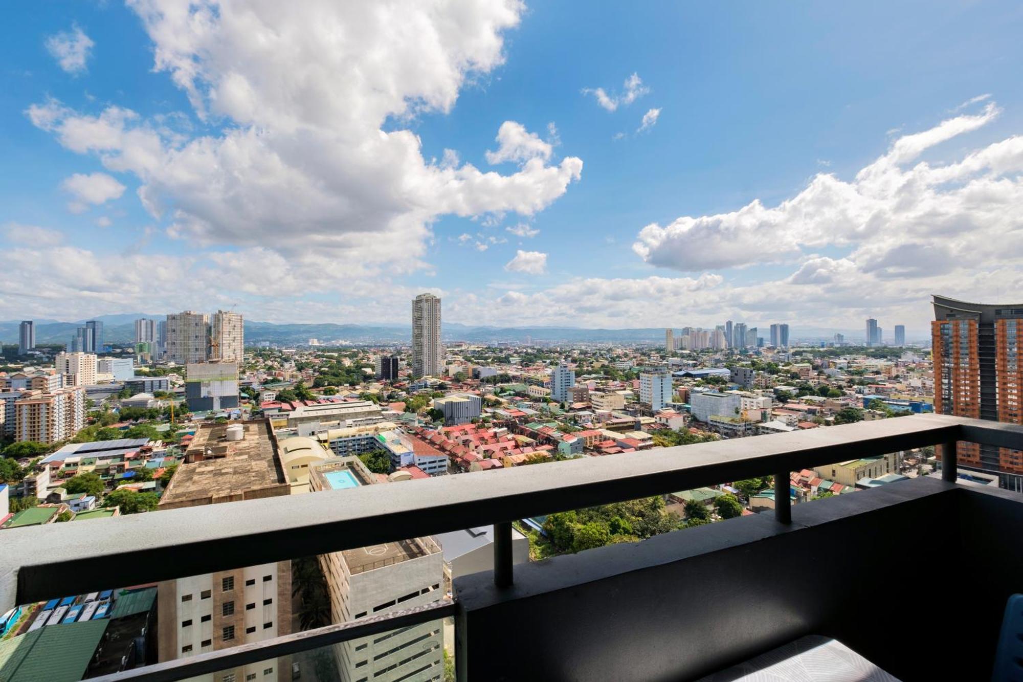 Manhattan Heights Modern Studio Cubao Luaran gambar